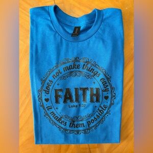 Christmas 🎄 NEW Blue Faith Graphic T-Shirt